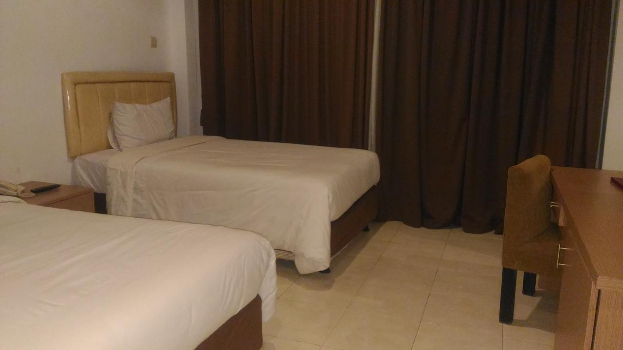 Grand Royal Taliwang Hotel Eksteriør billede